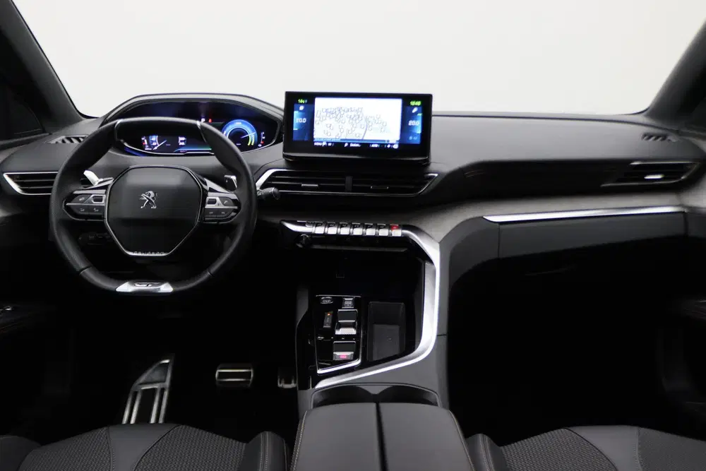 Peugeot 3008 1.6 HYbrid 225 GT Panoramadak uit 2023, foto 2