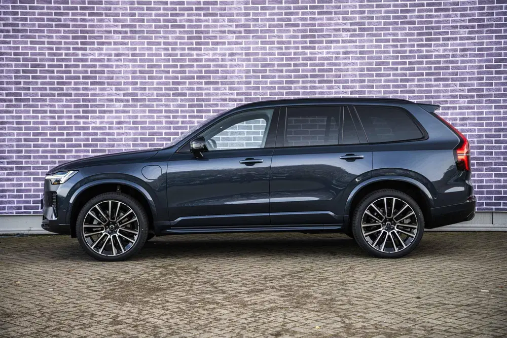 Volvo XC90 2.0 T8 Plug-in hybrid AWD Ultra Black Edit uit 2026, foto 4