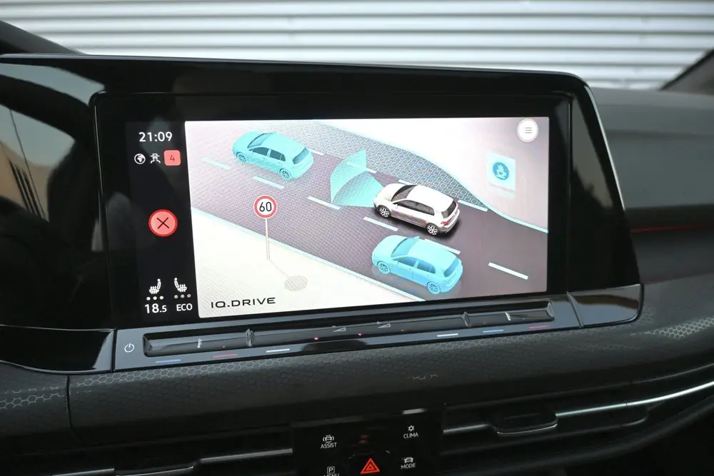 Volkswagen Golf 1.4 eHybrid GTE 245 pk | IQ-Light | Pano | A uit 2021, foto 19