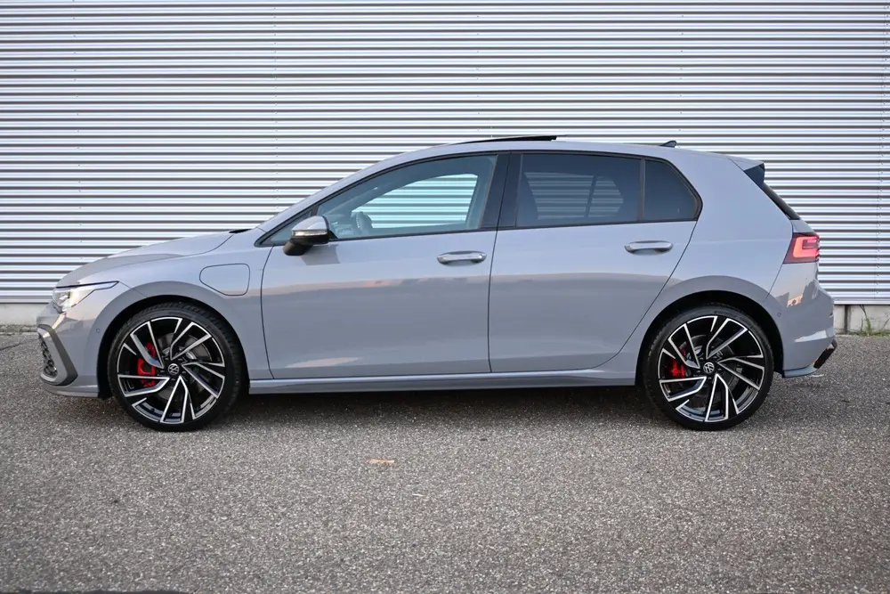 Volkswagen Golf 1.4 eHybrid GTE 245 pk | IQ-Light | Pano | A uit 2021, foto 2
