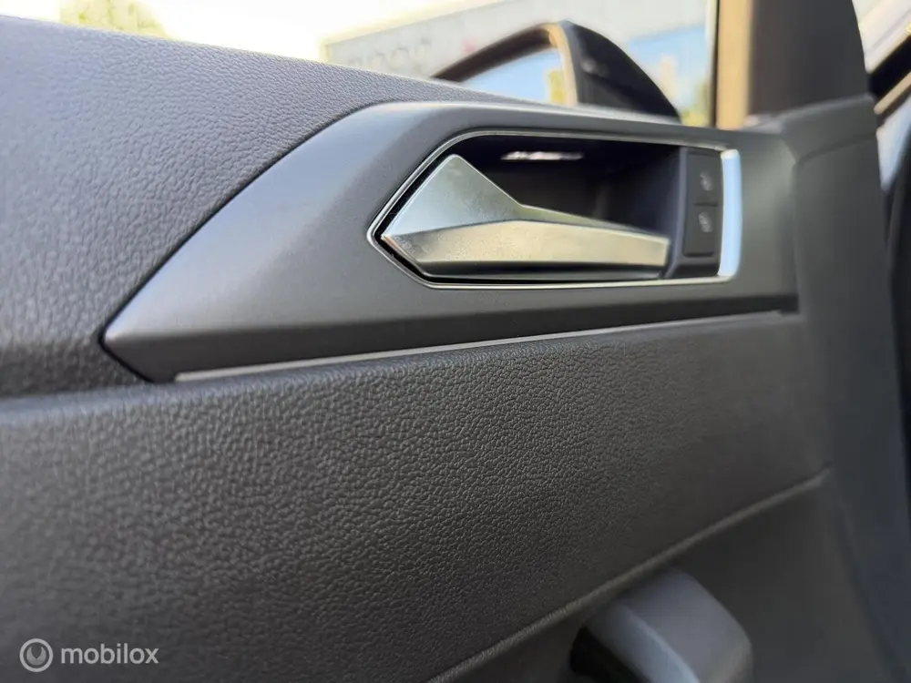 Volkswagen Polo 1.0 TSI R-Line DSG IQ CAMERA ACC CARPLAY uit 2025, foto 17