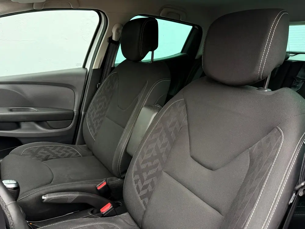 Renault Clio 0.9 TCe Limited - Dealer Onderhouden - Keyless uit 2019, foto 7