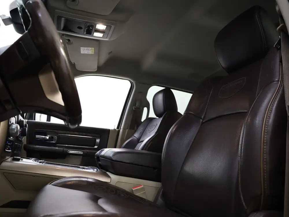 Dodge Ram 1500 5.7 V8 4x4 Crew Cab Longhorn uit 2019, foto 8