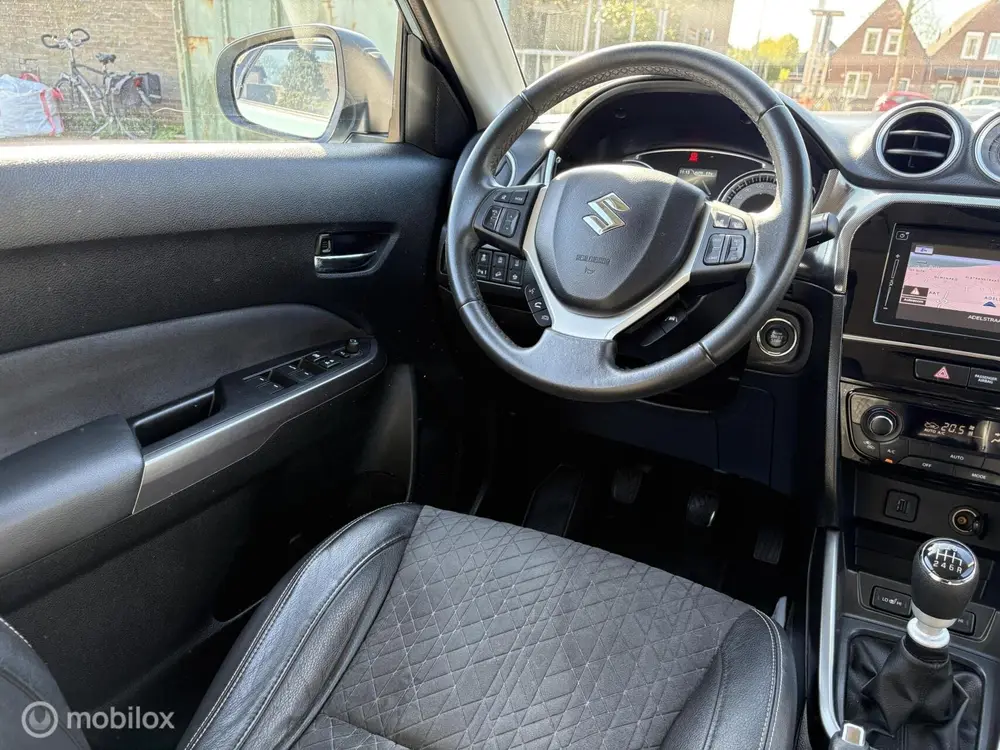 Suzuki Vitara 1.4 Boosterjet AllGrip Stijl / 4WD uit 2019, foto 12