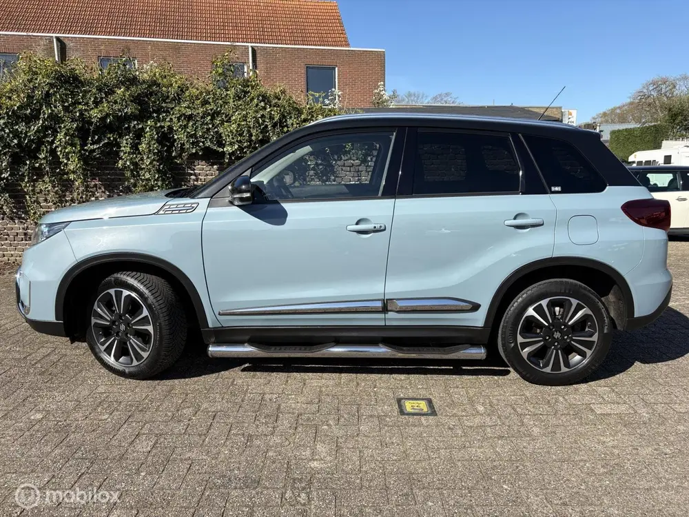 Suzuki Vitara 1.4 Boosterjet AllGrip Stijl / 4WD uit 2019, foto 2