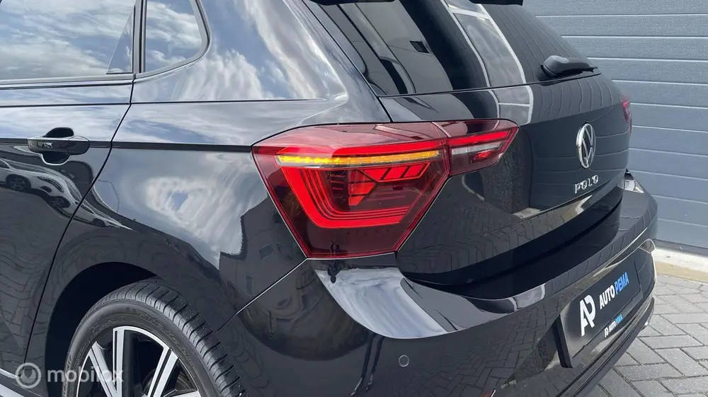 Volkswagen Polo 1.0 TSI DSG 3xR-Line 110PK Pano Key uit 2022, foto 15