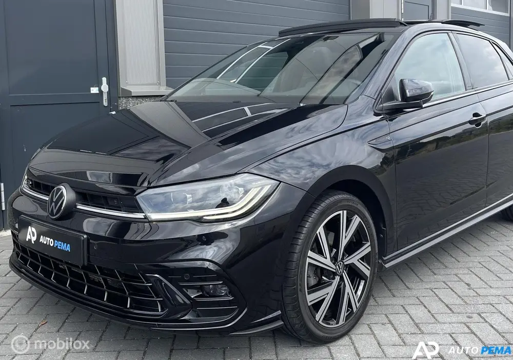 Volkswagen Polo 1.0 TSI DSG 3xR-Line 110PK Pano Key uit 2022, foto 2