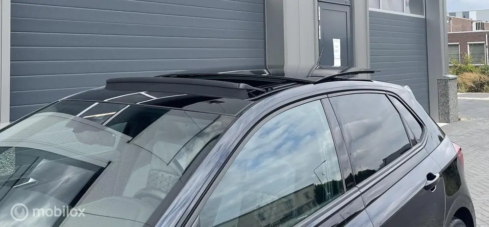 Volkswagen Polo 1.0 TSI DSG 3xR-Line 110PK Pano Key uit 2022, foto 6