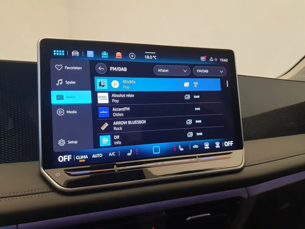 Volkswagen Tiguan 1.5 eHybrid Life Edition Wegklapbare trekh uit 2026, foto 17