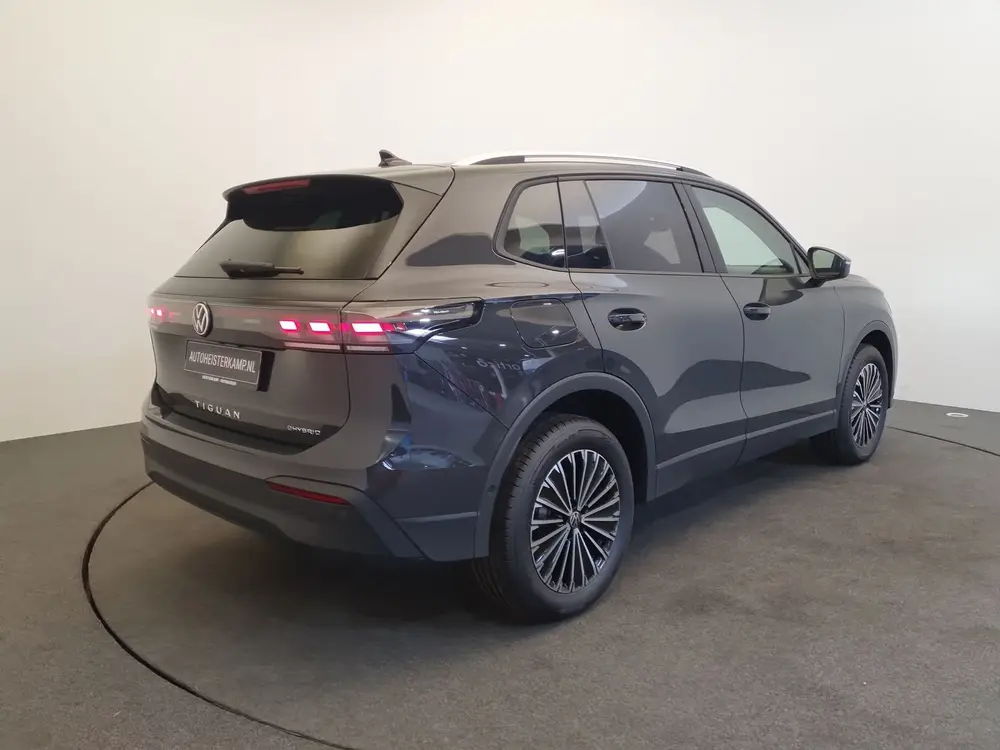 Volkswagen Tiguan 1.5 eHybrid Life Edition Wegklapbare trekh uit 2026, foto 7