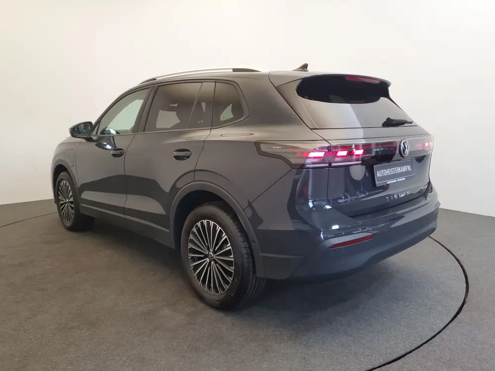 Volkswagen Tiguan 1.5 eHybrid Life Edition Wegklapbare trekh uit 2026, foto 8