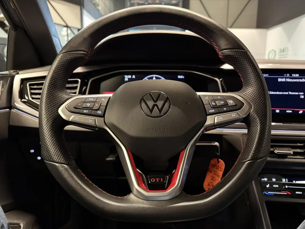 Volkswagen Polo 2.0 TSI GTI |CarPlay|Stoelverwarming|17" Inc uit 2024, foto 16