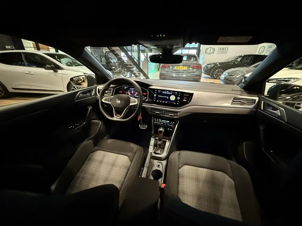 Volkswagen Polo 2.0 TSI GTI |CarPlay|Stoelverwarming|17" Inc uit 2024, foto 5