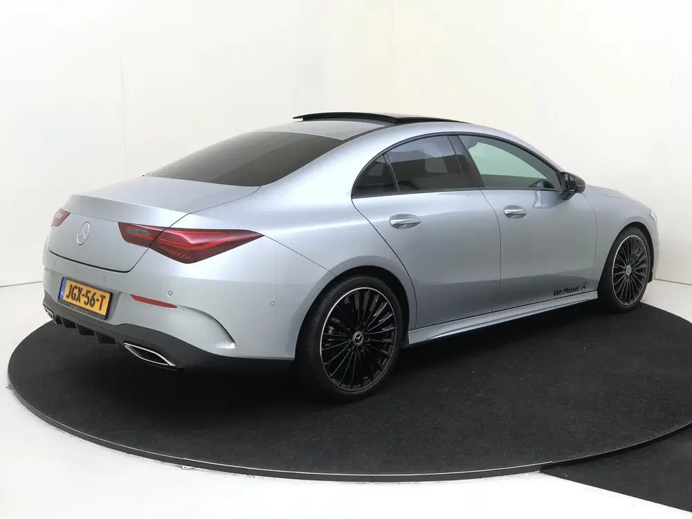 Mercedes-Benz CLA 180 Business Solution AMG uit 2025, foto 4
