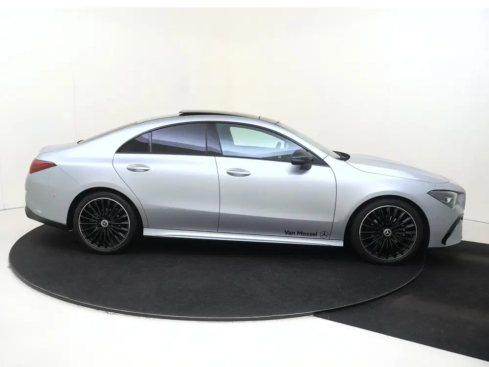 Mercedes-Benz CLA 180 Business Solution AMG uit 2025, foto 9