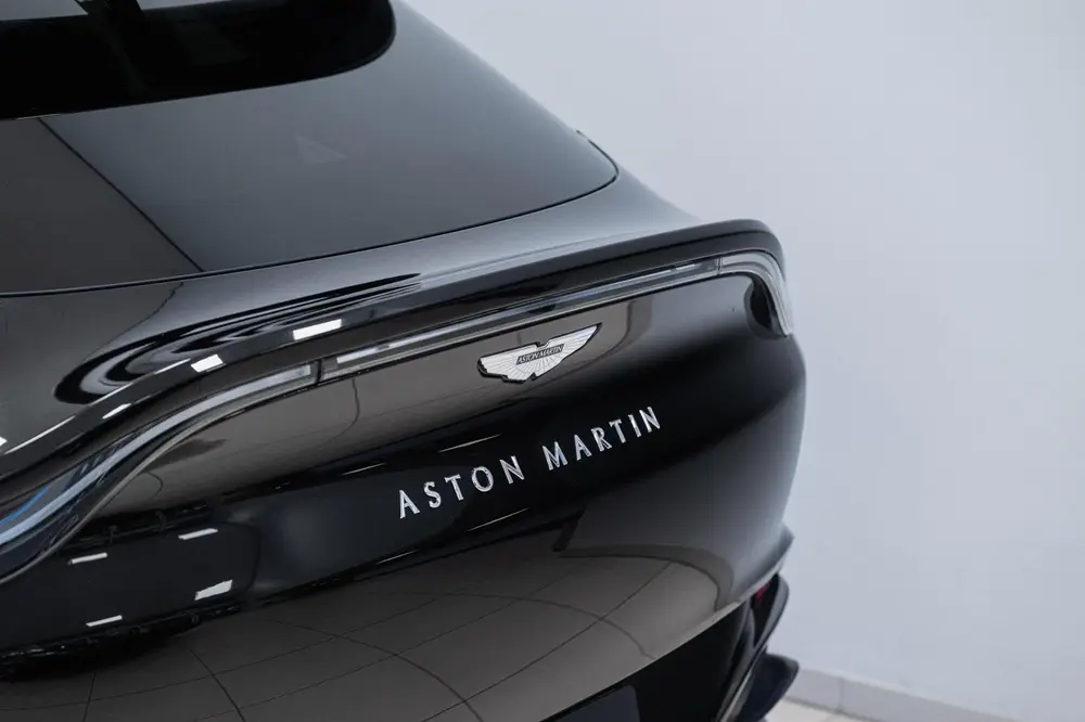 Aston Martin DBX 4.0 V8 | Onyx Black | MY2021 | Incl. BPM | uit 2020, foto 18