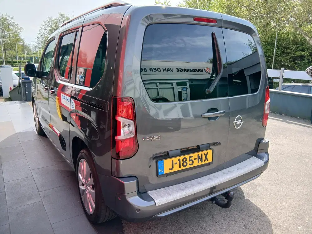 Opel Combo 1.2 Turbo L1H1 Edition uit 2020, foto 3