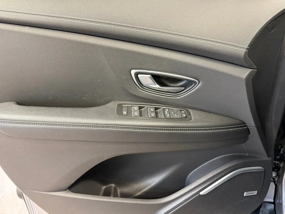 Renault Scénic 1.3 TCe Bose AUT. AIRCO PDC CAMERA NAVIGATIE uit 2019, foto 15
