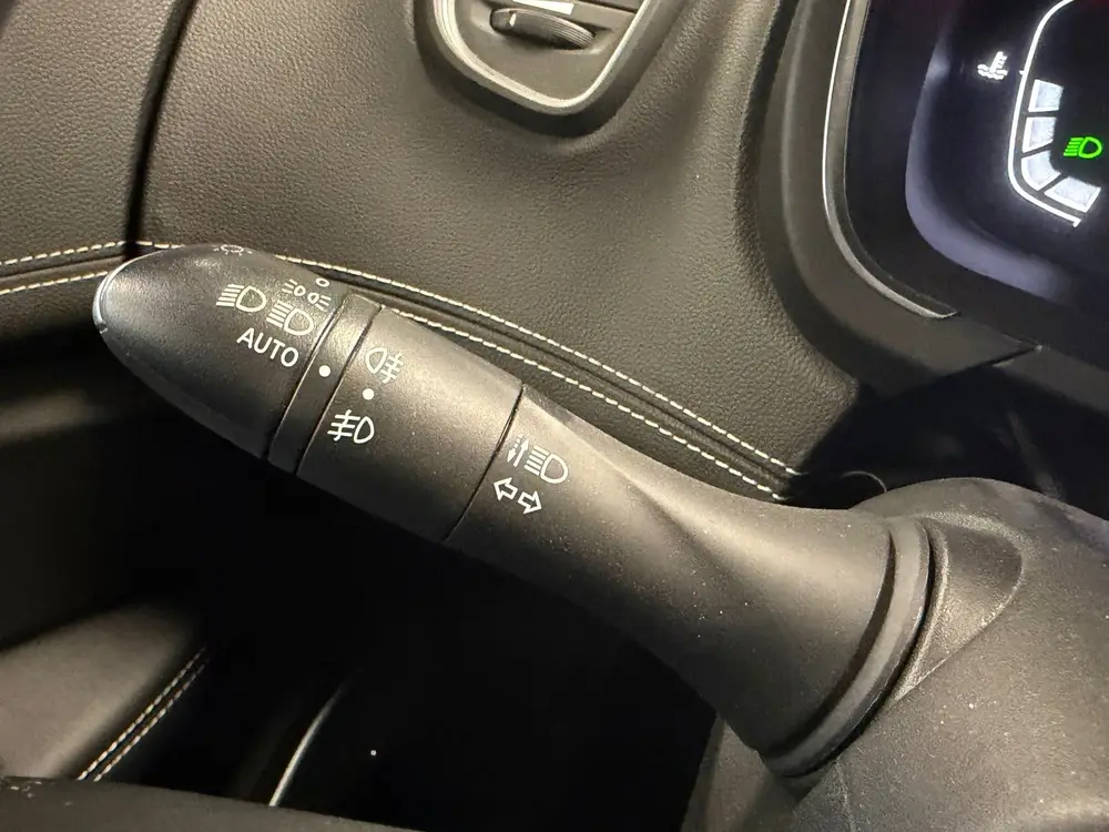 Renault Scénic 1.3 TCe Bose AUT. AIRCO PDC CAMERA NAVIGATIE uit 2019, foto 19