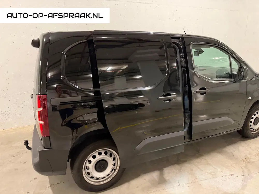 Peugeot Partner 1.5 BlueHDi Automaat Navi Camera Airco Cru uit 2023, foto 2