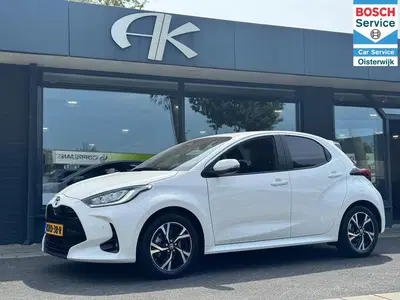 Toyota Yaris 1.5 Hybrid 115 Business Plus uit 2025