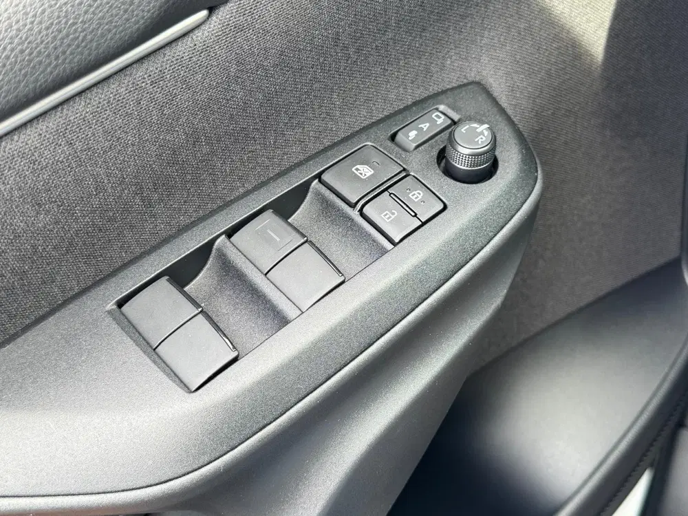 Toyota Yaris 1.5 Hybrid 115 Business Plus uit 2025, foto 15