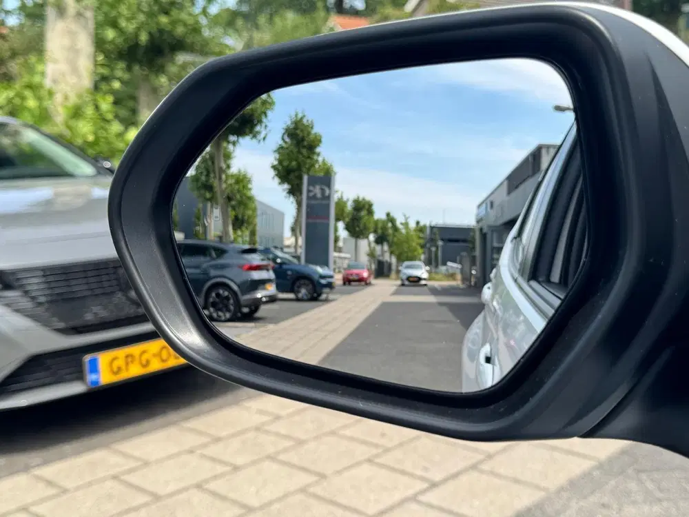 Toyota Yaris 1.5 Hybrid 115 Business Plus uit 2025, foto 18