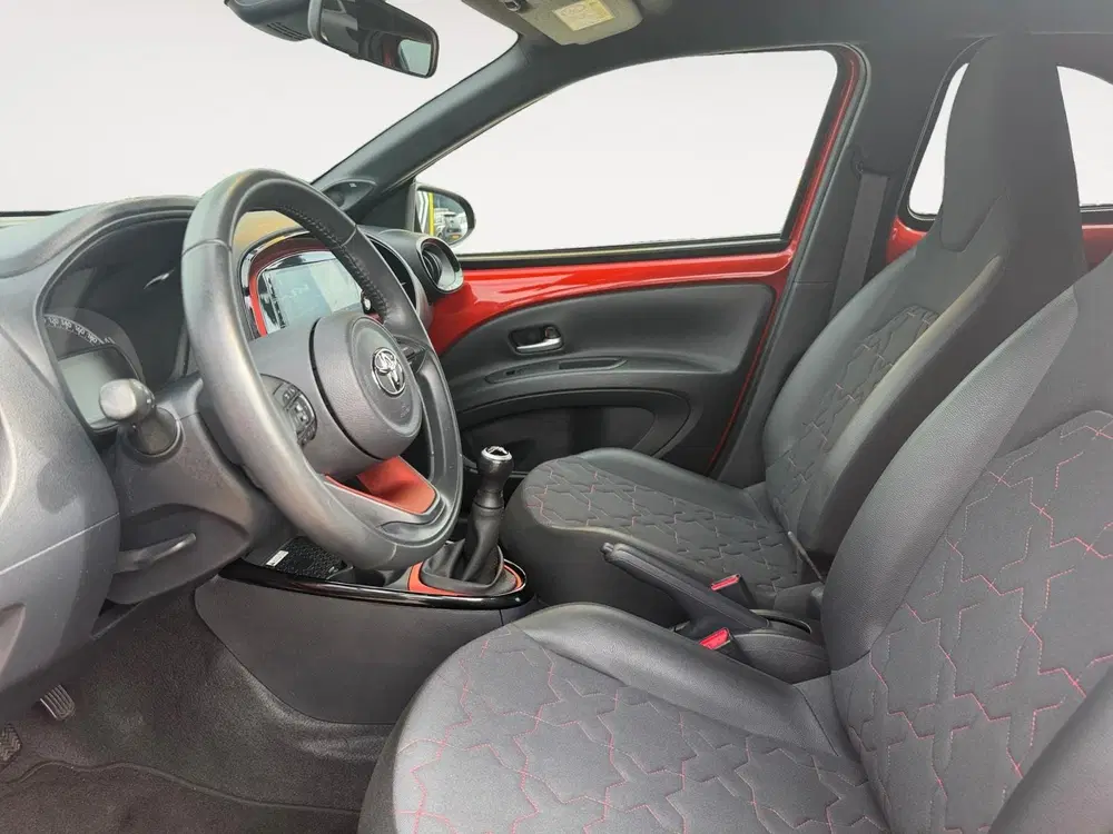 Toyota Aygo X 1.0 VVT-i MT Envy uit 2022, foto 11
