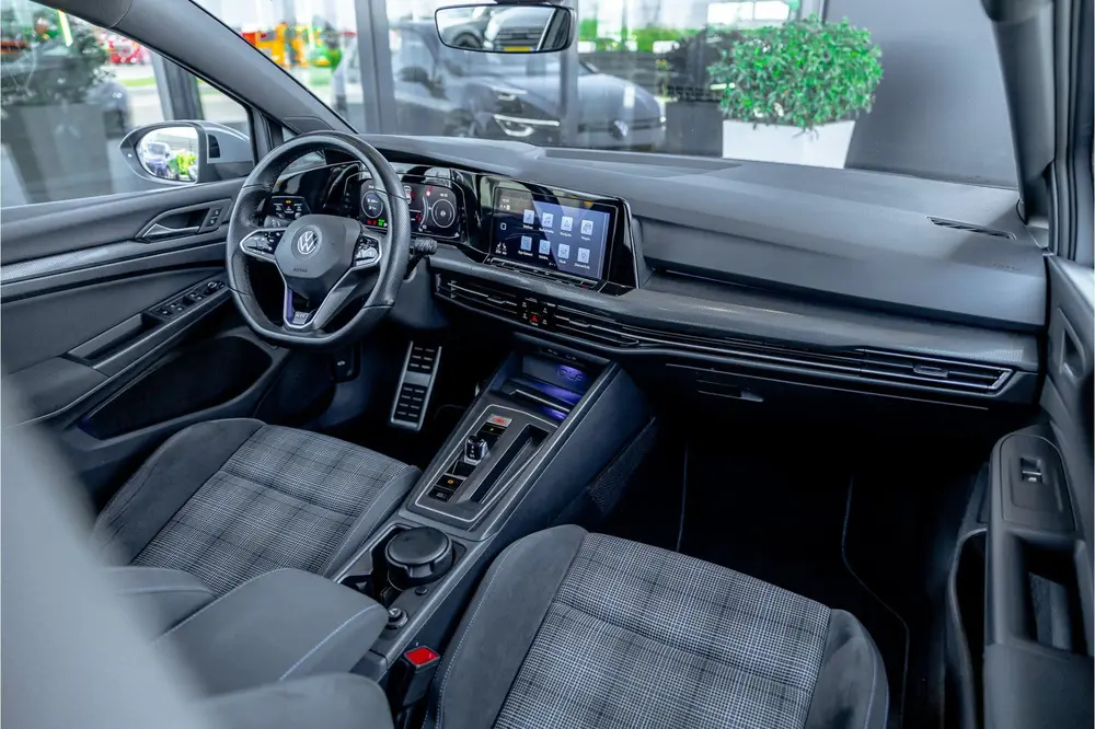 Volkswagen Golf 1.4 eHybrid GTE - Panorama | Elek. Trekhaak uit 2021, foto 10