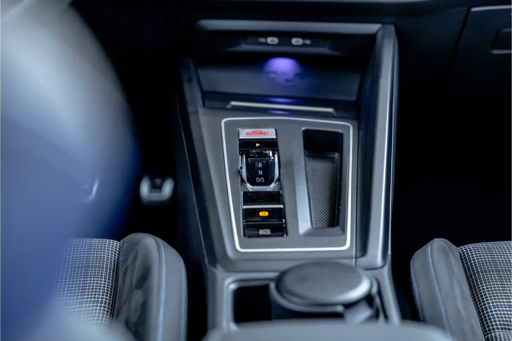 Volkswagen Golf 1.4 eHybrid GTE - Panorama | Elek. Trekhaak uit 2021, foto 19