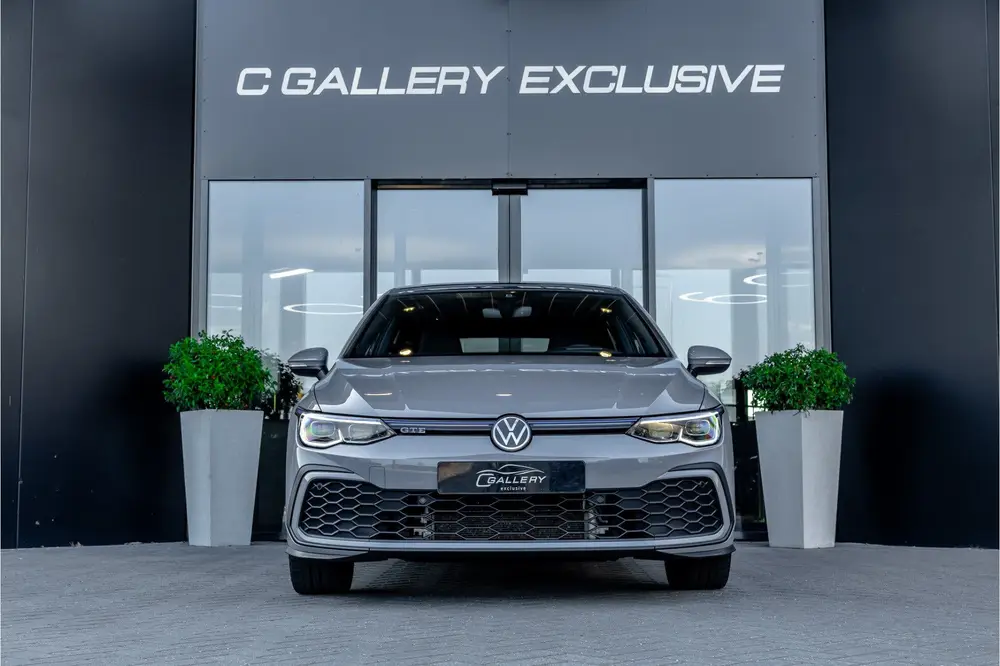 Volkswagen Golf 1.4 eHybrid GTE - Panorama | Elek. Trekhaak uit 2021, foto 2