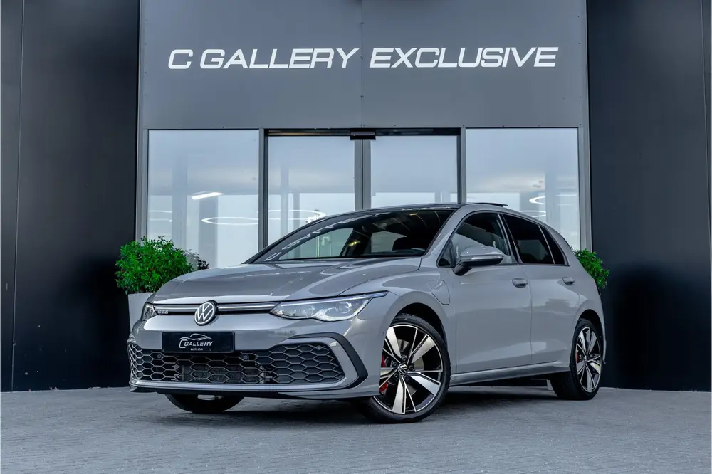 Volkswagen Golf 1.4 eHybrid GTE - Panorama | Elek. Trekhaak uit 2021, foto 3