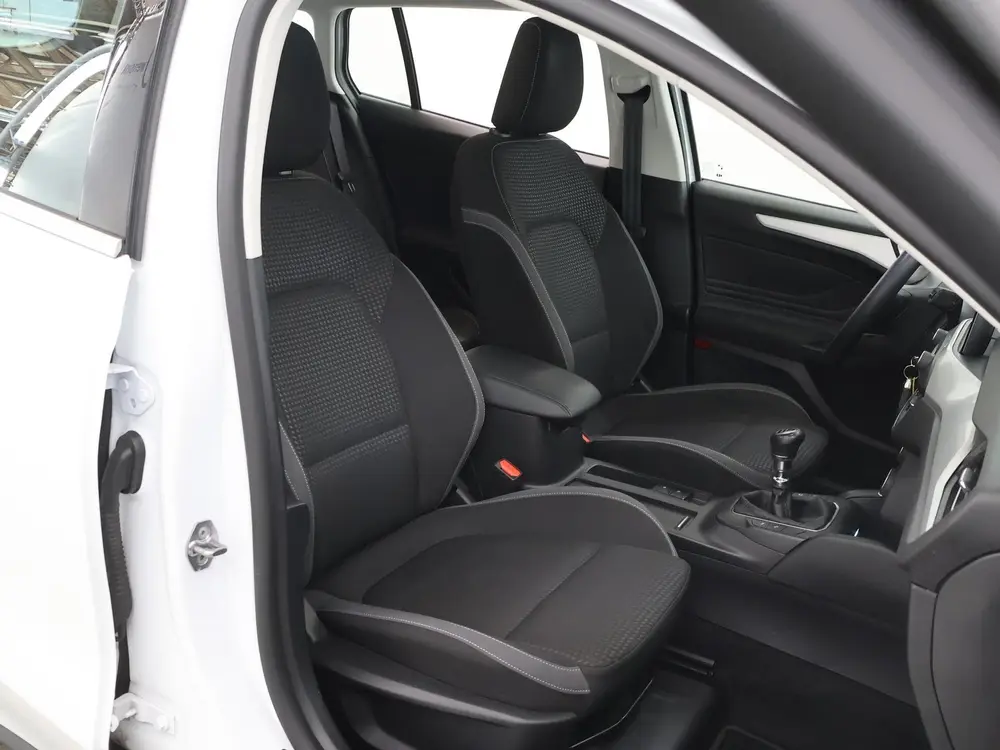 Ford Focus 1.0 EcoBoost Hybrid Trend Edition Business uit 2022, foto 10