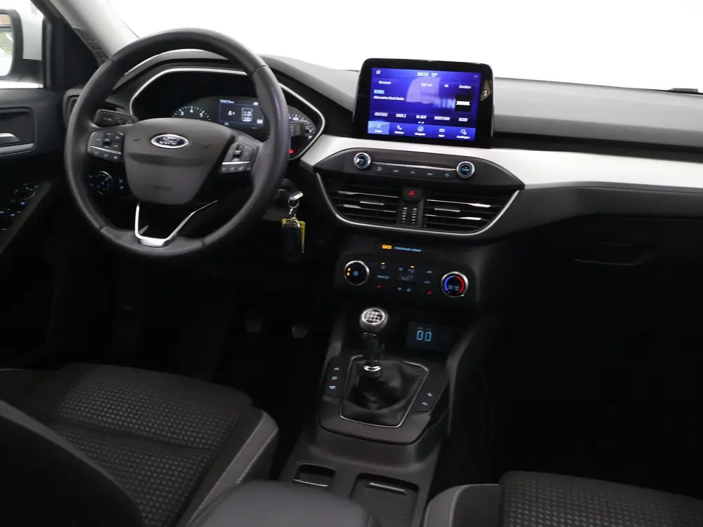 Ford Focus 1.0 EcoBoost Hybrid Trend Edition Business uit 2022, foto 9