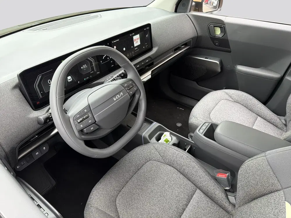 Kia EV2 Plus 42.2 kWh 4p. uit 2026, foto 9