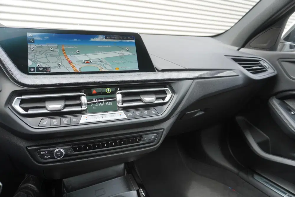 BMW 1-serie 120i Model M Sport uit 2022, foto 11