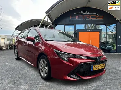 Toyota Corolla 1.8 Hybrid Business Apple Carp uit 2022