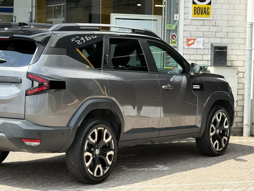 Dacia Bigster 1.8 Hybrid 155 Launch Edition uit 2025, foto 13