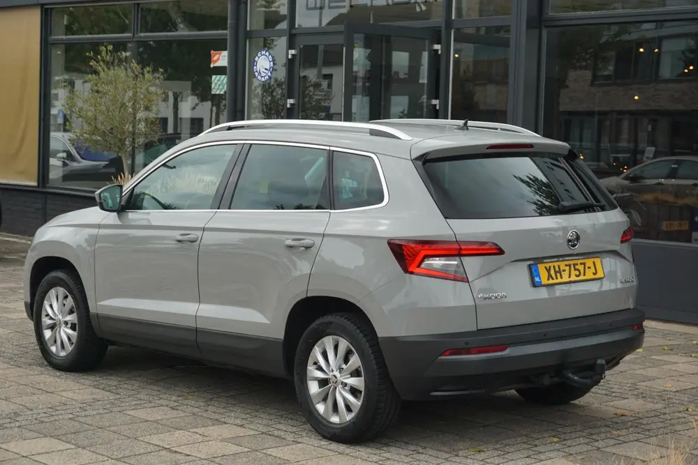Skoda Karoq 1.0 TSI Clever Edition uit 2019, foto 2