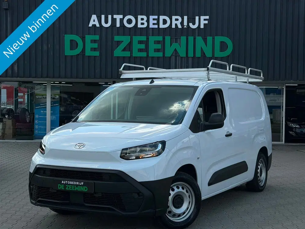 Toyota Proace City 1.5 D-4D Challenger L2 Long uit 2024
