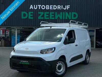 Toyota Proace City 1.5 D-4D Challenger L2 Long uit 2024