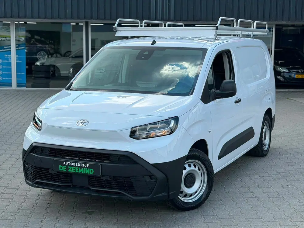 Toyota Proace City 1.5 D-4D Challenger L2 Long uit 2024, foto 16