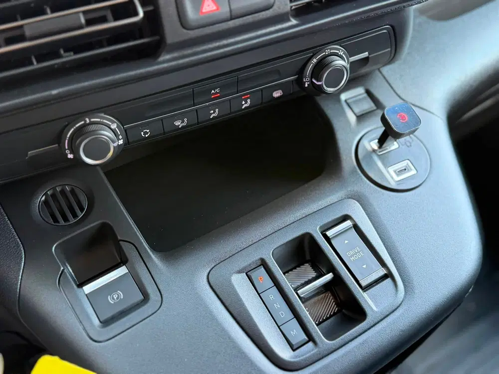 Toyota Proace City 1.5 D-4D Challenger L2 Long uit 2024, foto 19