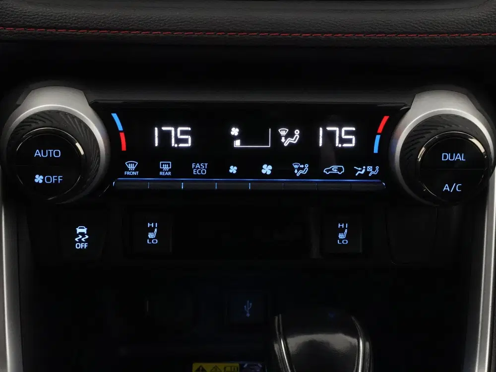 Toyota RAV 4 2.5 Plug-in Hybrid AWD Business Plus 1500K uit 2022, foto 12