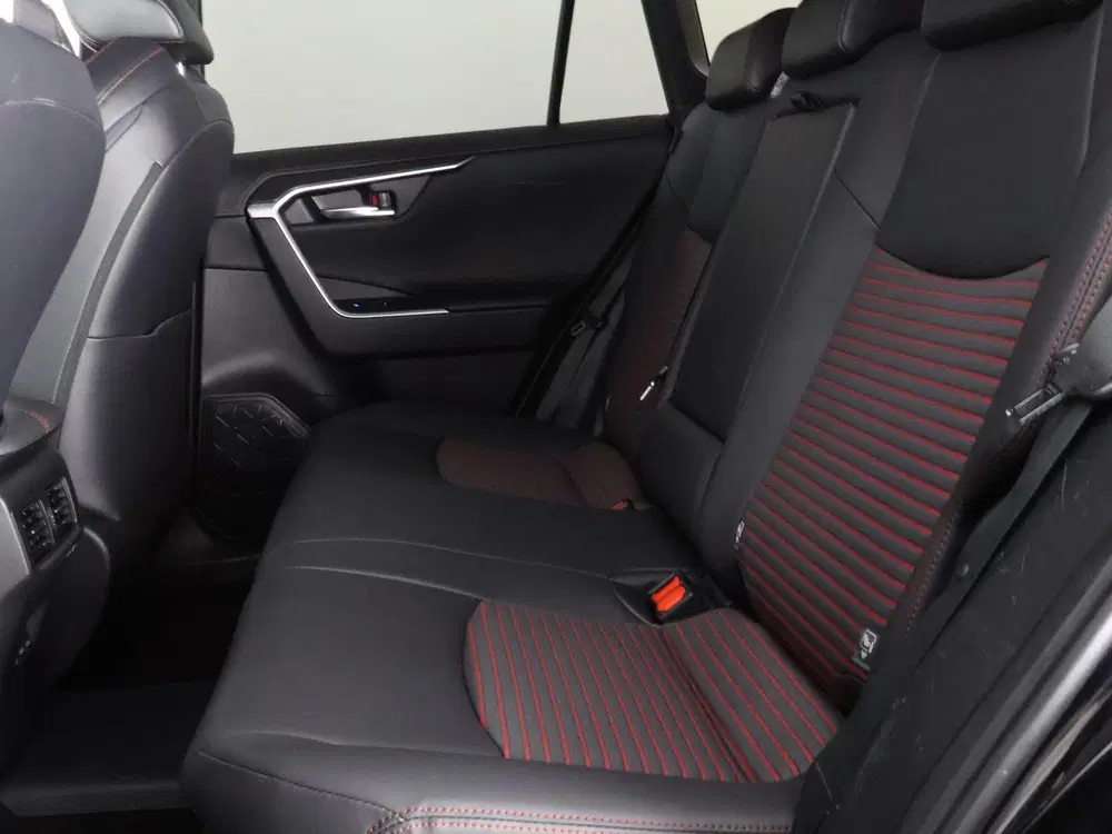 Toyota RAV 4 2.5 Plug-in Hybrid AWD Business Plus 1500K uit 2022, foto 19