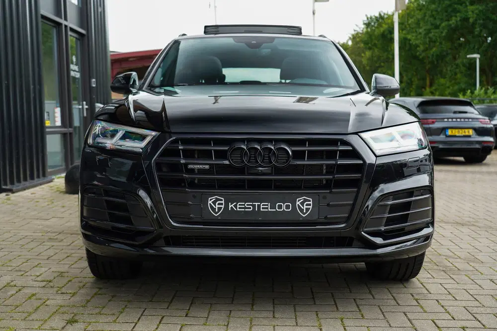 Audi Q5 55 TFSI e PANO uit 2021, foto 11