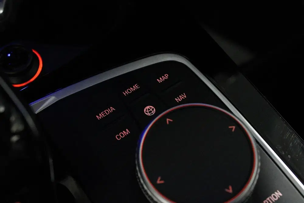 BMW 1-serie 120i Sport Line uit 2021, foto 20
