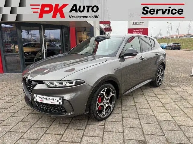 Alfa Romeo Tonale 1.5T Hybrid Veloce | Navi | Camera | Cruis uit 2024