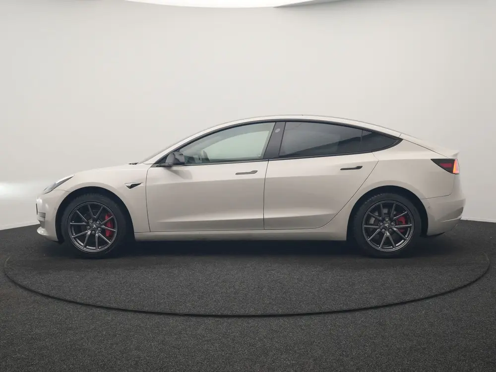 Tesla Model 3 Standard RWD Plus 60 kWh 325pk | Adaptive Crui uit 2019, foto 2