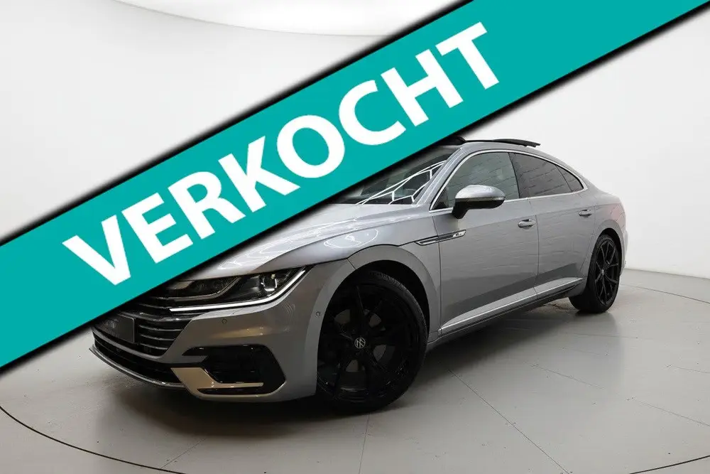 Volkswagen Arteon 2.0 TSI R-Line PANO VIRTUAL SFEER 360 uit 2020